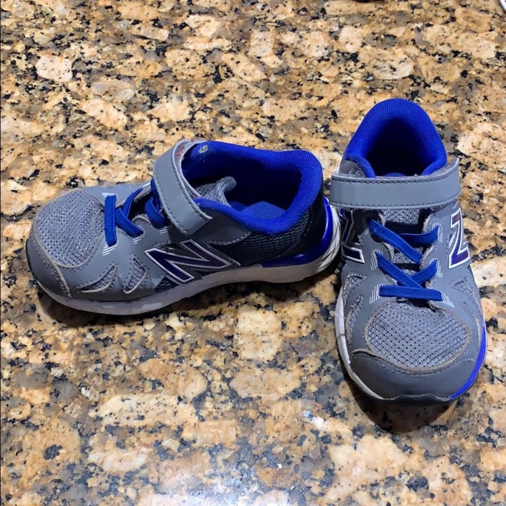 New Balance extra wide shoes